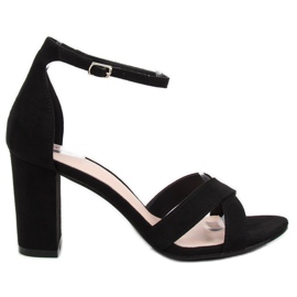 Sandaalit postitse musta NF-40P Musta