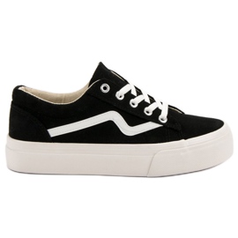 Kylie Muodikkaat mustat lenkkarit