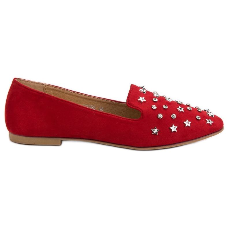 Punaiset herrat koristeilla punainen