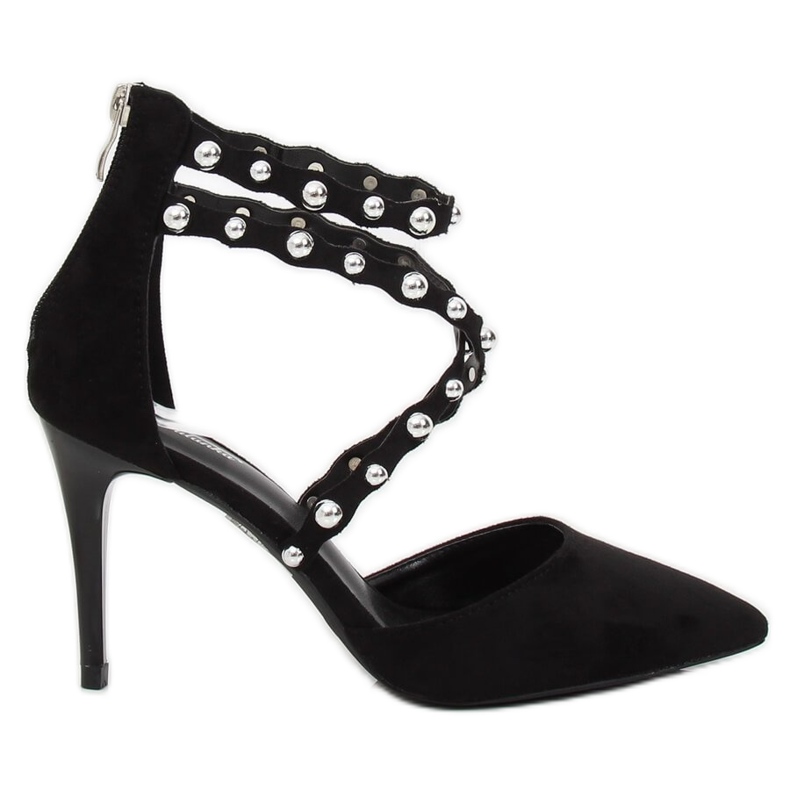 Musta B-50 Musta nastat nastoilla