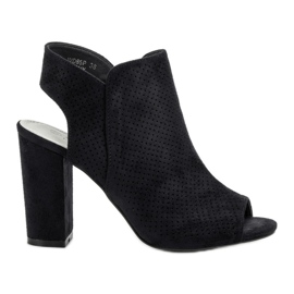 Seastar Mustat suljetut sandaalit