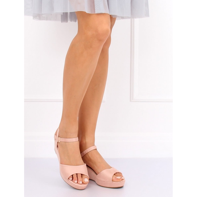Sandaalit matala kiilakorkoinen vaaleanpunainen K-7 Pink II-GAT