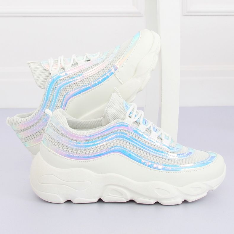 Valkoiset urheilukengät LA52P White II-GAT valkoinen