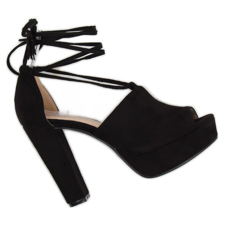 Musta LM-058 Mustat sandaalit