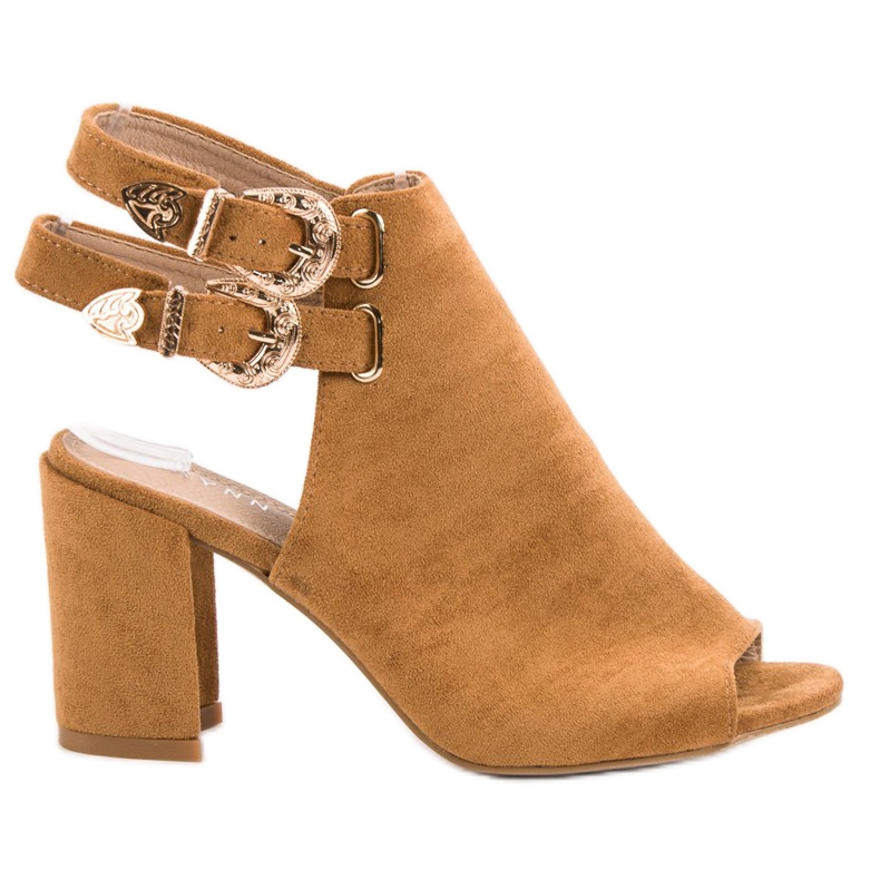 Erynn Tyylikkäät rakennetut sandaalit ruskea