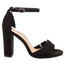 Seastar Mokkanahkaiset sandaalit baarissa musta