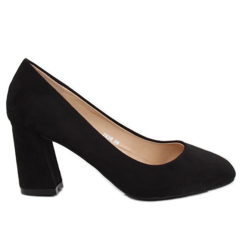 Pumput pylväässä musta 7436 musta