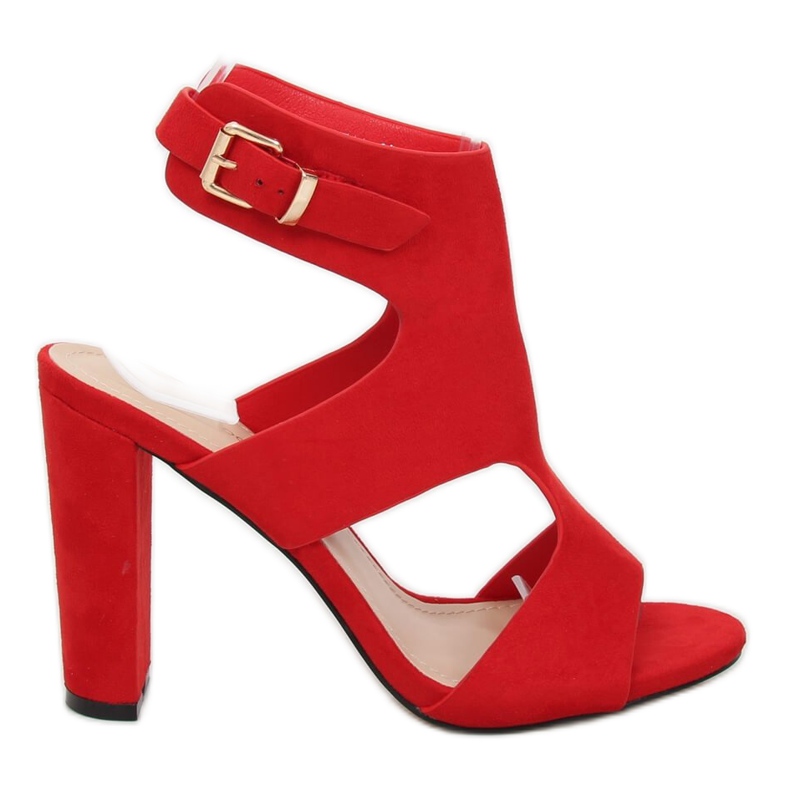Punaiset sandaalit postissa J-8711 Red punainen