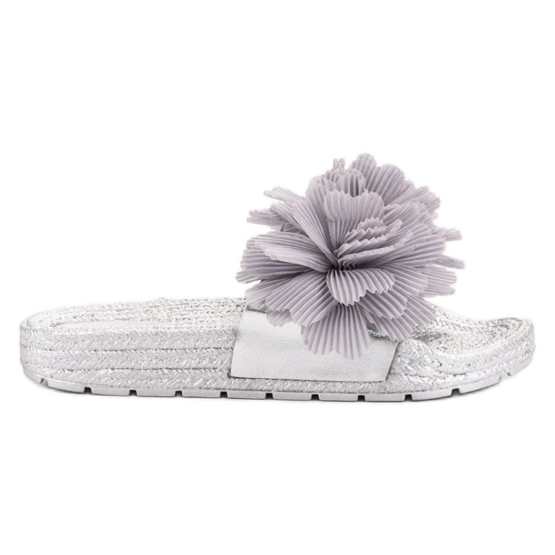 Seastar Harmaat tossut kukilla