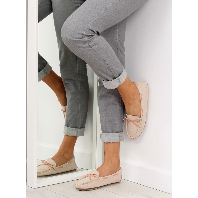 Klassiset naisten leivänpäälliset beige 3145 Beige II-GAT