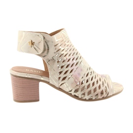 Sandaalit, joissa ylempi Badura 4723 ruskea keltainen vaaleanpunainen