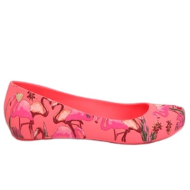 Meliski vaaleanpunaisilla flamingoilla CK85 Coral vaaleanpunainen monivärinen