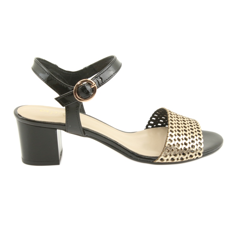 Espinto Mustat / kultaiset sandaalit keltainen