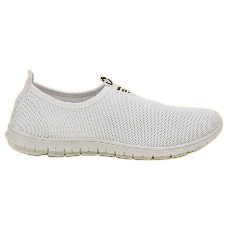 SHELOVET Valkoiset Slip-On lenkkarit valkoinen