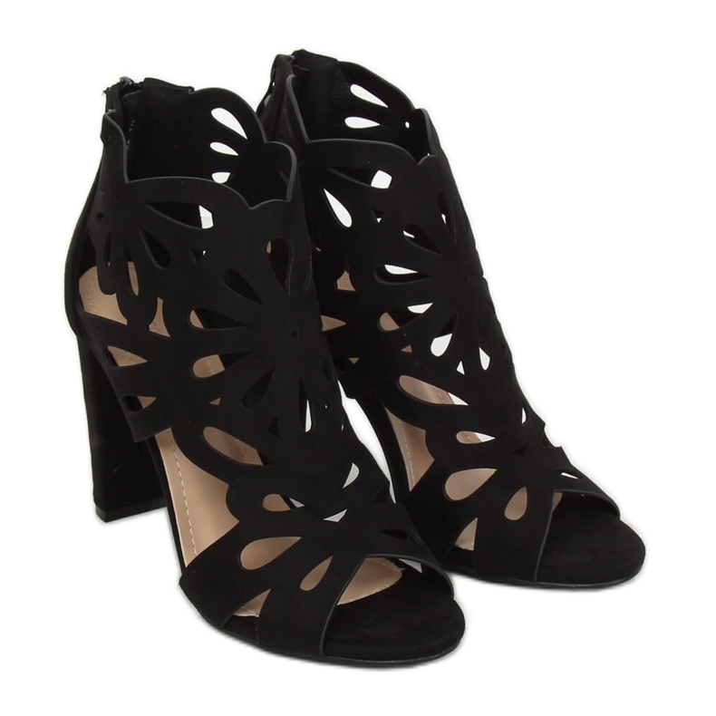 Mustat harjatut saappaat AT-0657-L Musta