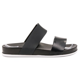 Laura Mode Mustat kumitossut