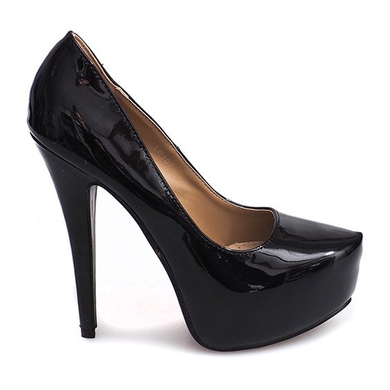 Lakatut nastat LE107 -mustalla alustalla