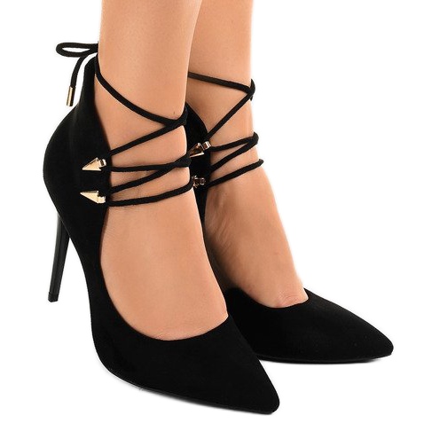 Mustat pumput sidotulla tapilla 6251-P