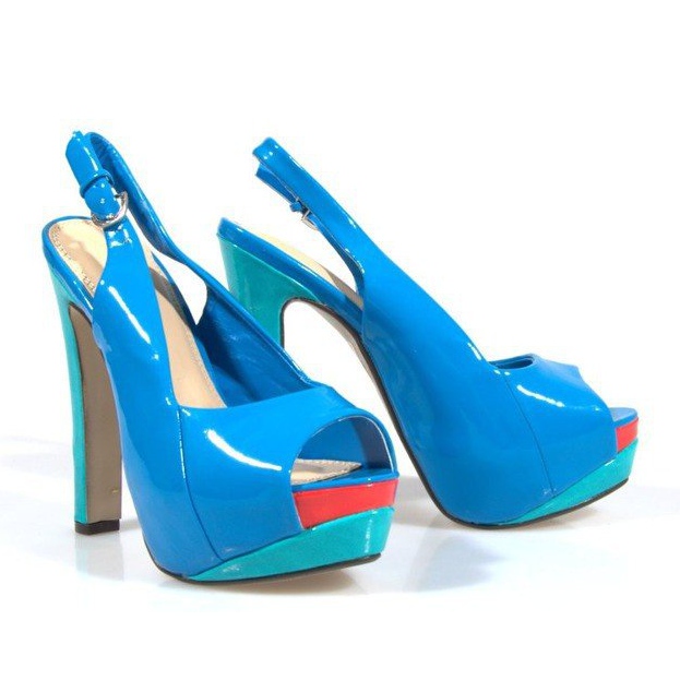 Pumput Sandaalit A8030 -sinisellä alustalla sininen