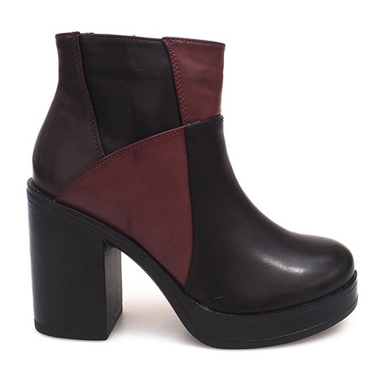 Saappaat kantapäällä pyyhekumilla YBS280 musta