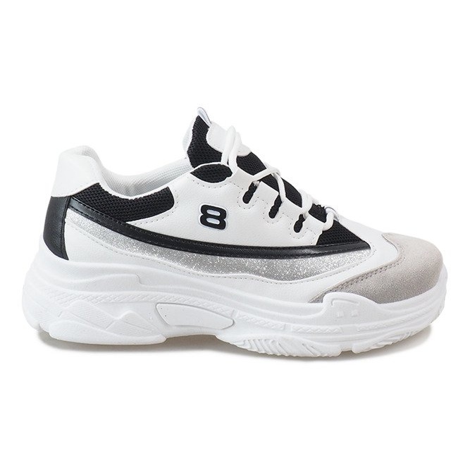 Valkoiset muodikkaat urheilukengät vuodelta 1803 valkoinen