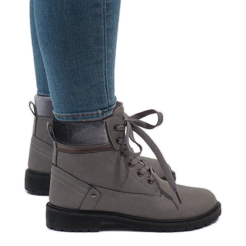 Harmaat eristetyt saappaat NR06-3