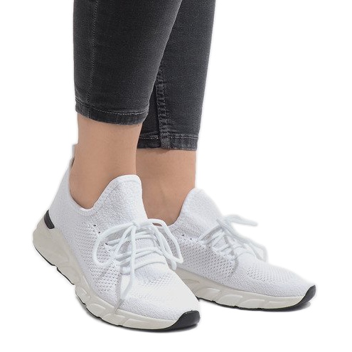 7766-Y valkoiset urheilukengät valkoinen