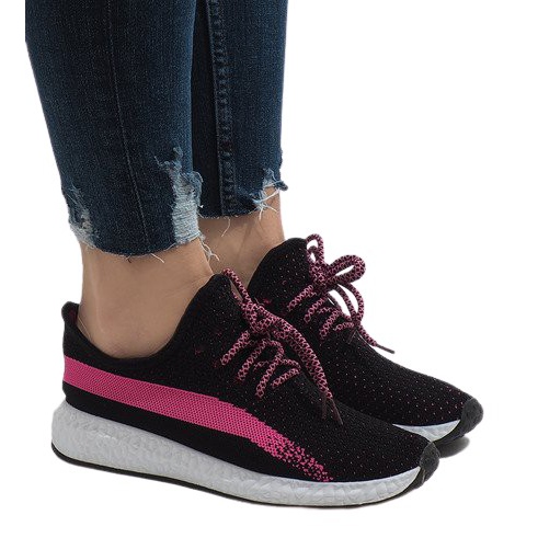 Mustat urheilukengät 6751-Y