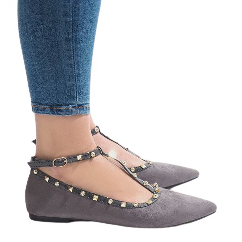 Harmaat ballerinat 127-13