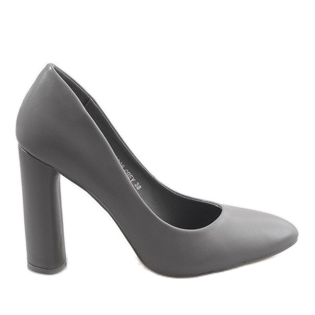 Harmaat pumput LE028 -pylväässä