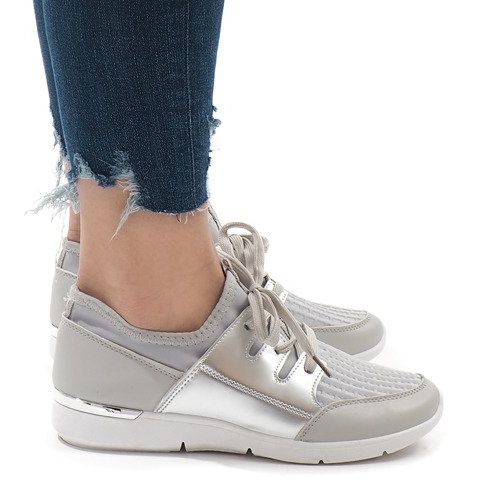 Muodikkaat harmaat urheilukengät A281