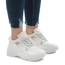 Valkoiset urheilukengät BY-080 valkoinen