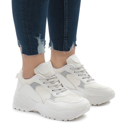 Valkoiset urheilukengät BY-080 valkoinen