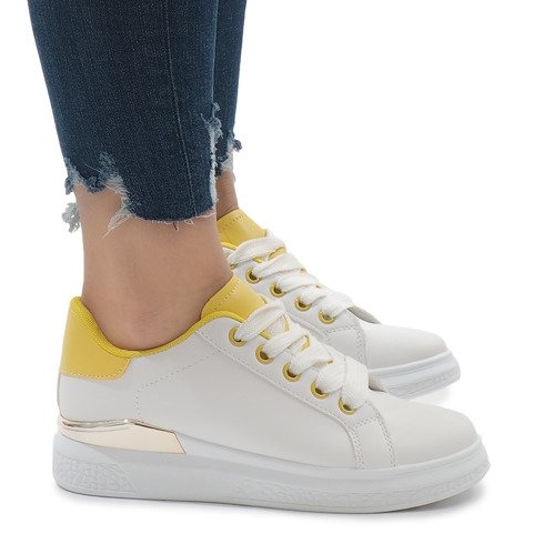 Valkoiset lenkkarit 353 -alustalla valkoinen