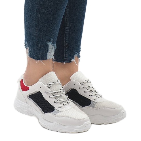 Moniväriset muodikkaat urheilukengät YM-31 Musta valkoinen punainen