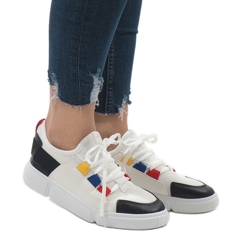 Mustavalkoiset urheilukengät lenkkarit 2018-9 valkoinen