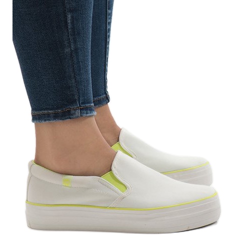 Valkoiset lenkkarit GF-41 valkoinen