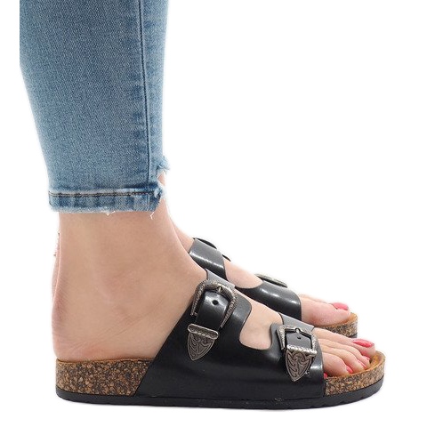 Mustat tossut soljilla 7018-PL