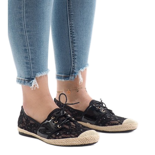 Mustat avoimet jazzkengät YW-888