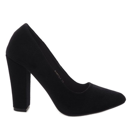 Musta veluuripumppu pilarissa 91603-1