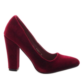 Punainen veluuripumppu pilarissa 91603-1 monivärinen