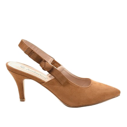 Ruskeat pumput kantapäässä, jossa joustava F013