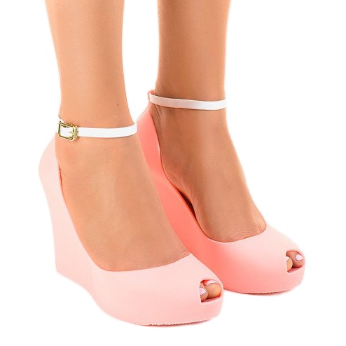 Vaaleanpunainen kumimelissa peittämätön KM06-9