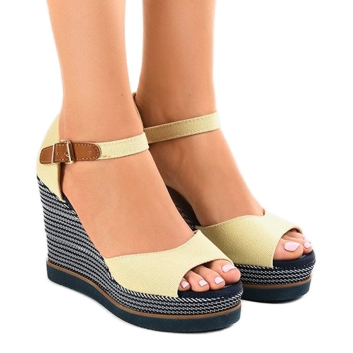 Beige kiilamaiset sandaalit espadrilles 9079