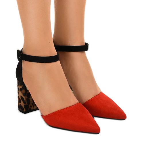 Punaiset sandaalit MM-621-mokkanahalla punainen