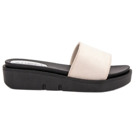 SHELOVET Wedge sandaalit ruskea