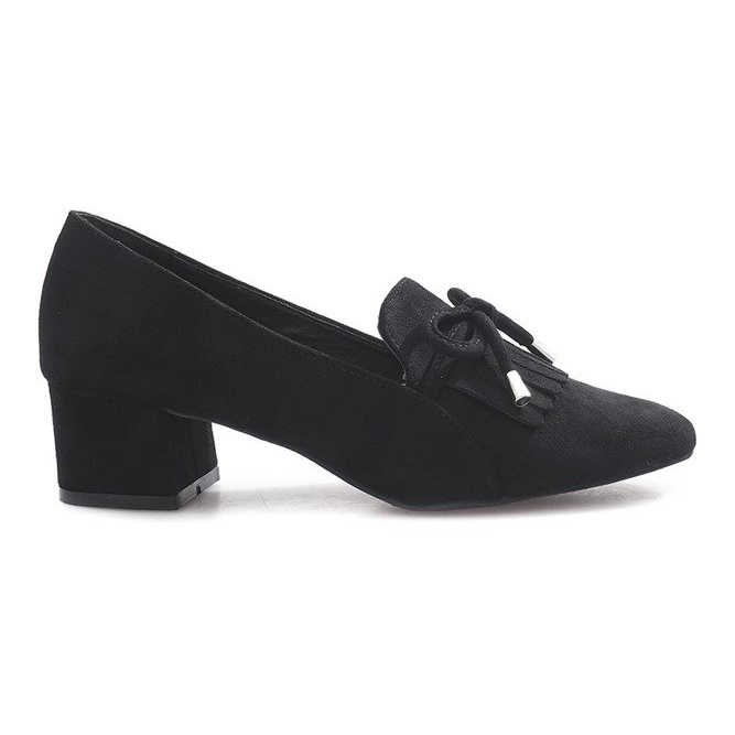 Mustat pumput sydänpylväässä