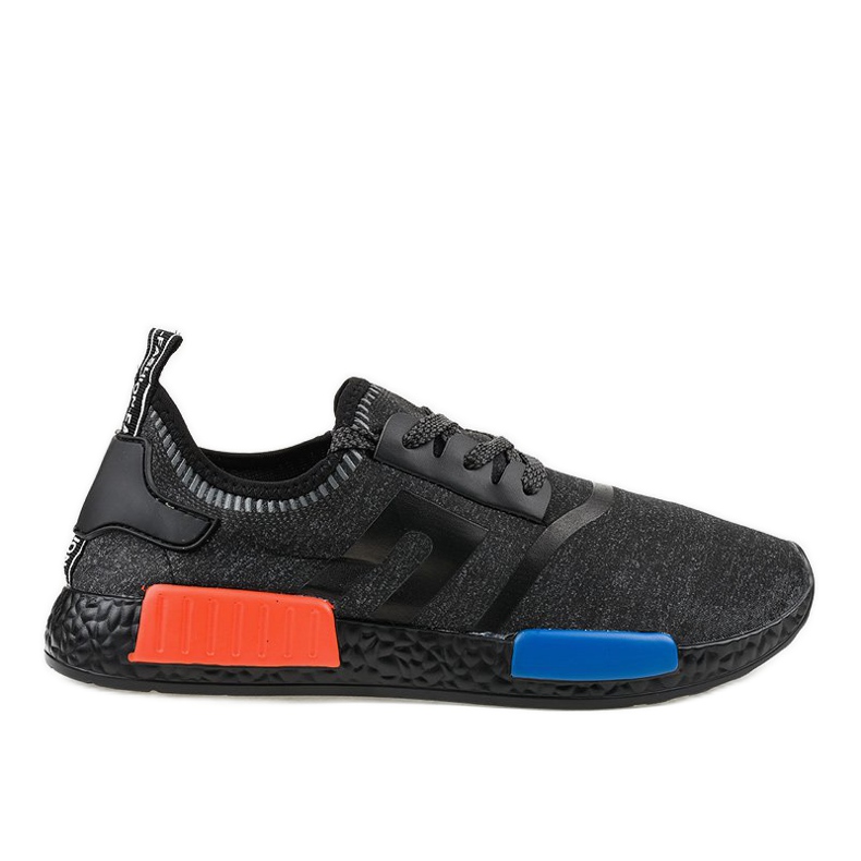 Mustat MD01A-6 urheilukengät