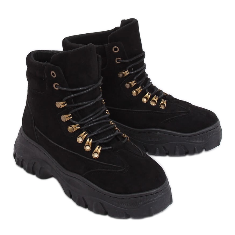 1967 mustat urheilukengät