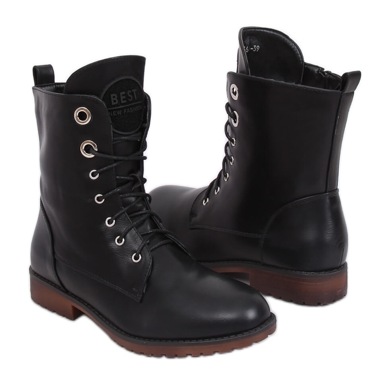 Musta Workery -saappaat W361 Musta